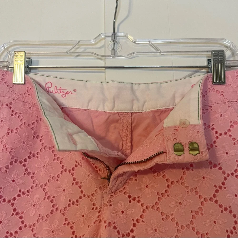 Lilly Pulitzer Pink Eyelet Scalloped Buttercup Shorts Size 8 - Picture 4 of 5